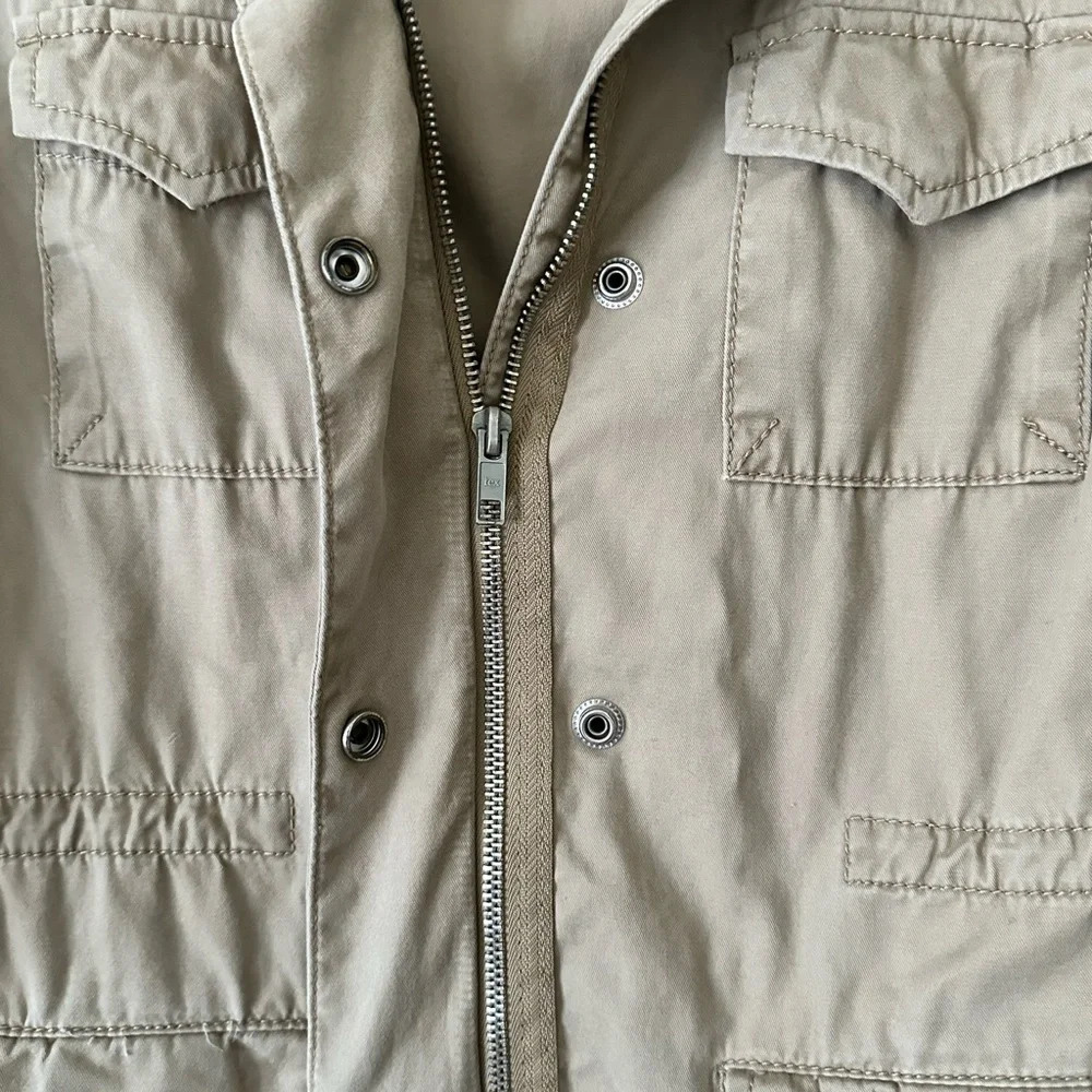 Gap khaki cotton utility jacket, size small - Picture 8 of 8